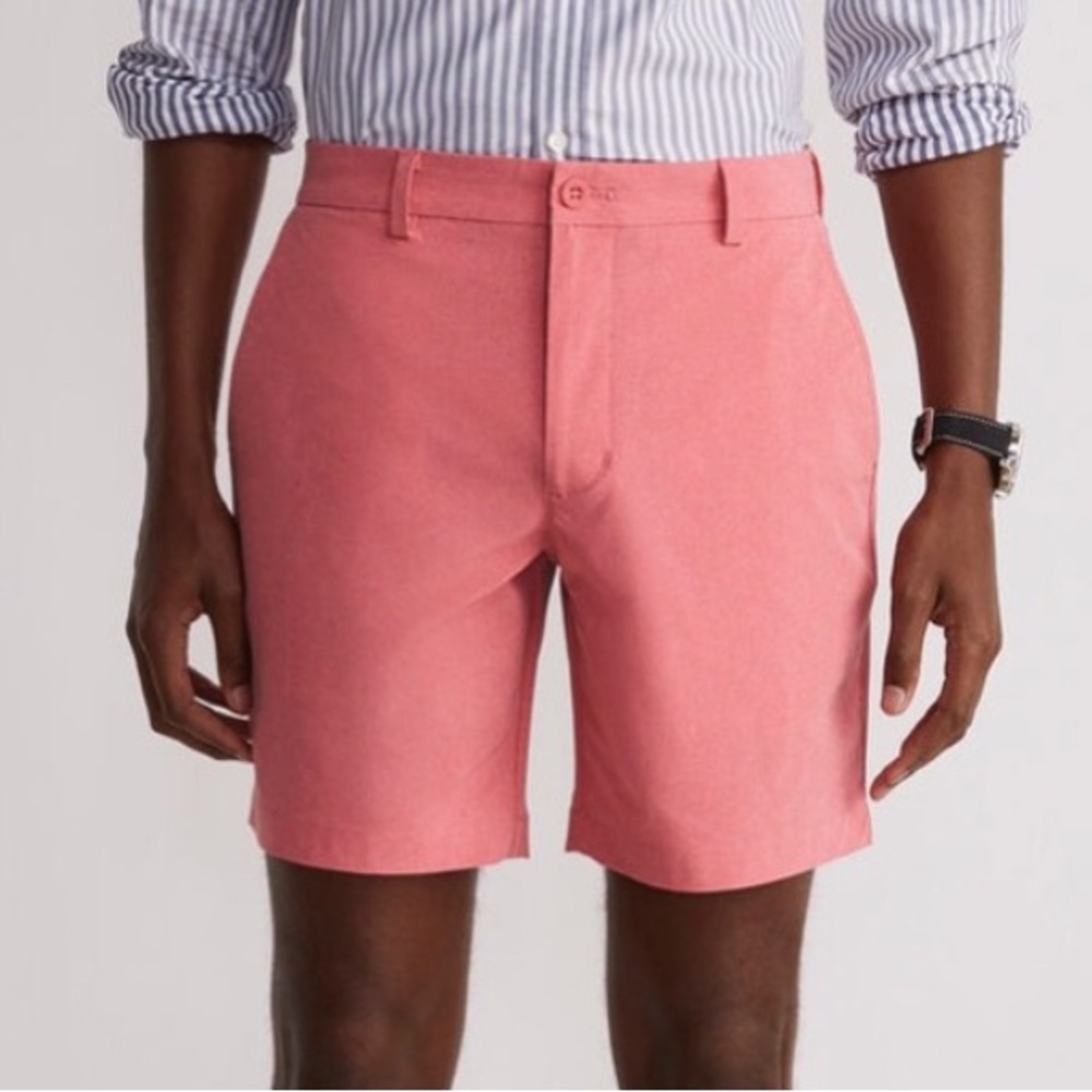 Vineyard Vines Boys Performance Red Jetty Shorts, size 18
